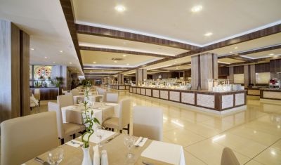 Imagine pentru Hotel Turan Prince 5* valabile pentru Paste  2026