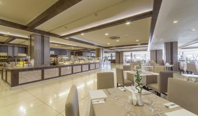 Imagine pentru Hotel Turan Prince 5* valabile pentru Paste  2026