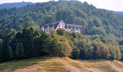 Imagine pentru Hotel Valea Cu Pesti 4* valabile pentru Paste  2026