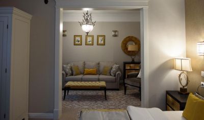 Imagine pentru Hotel Versay 4* valabile pentru Paste  2026