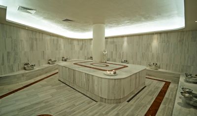 Imagine pentru Hotel Wave Resort 5* valabile pentru Paste  2026