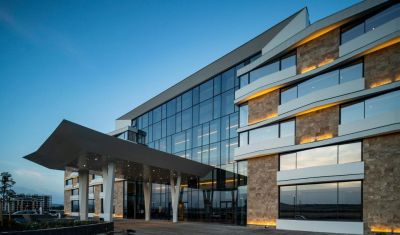 Imagine pentru Hotel Wave Resort 5* valabile pentru Paste  2026