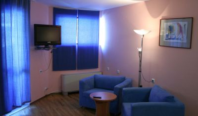 Imagine pentru Hotel White House 3*  valabile pentru Paste  2026