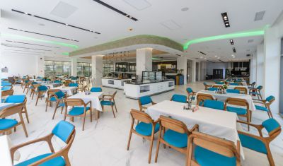 Imagine pentru Mirage Beach Spa Hotel 4* valabile pentru Paste  2026