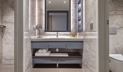 Imagine pentru Mylome Luxury Hotel & Resort 5* valabile pentru Paste  2026