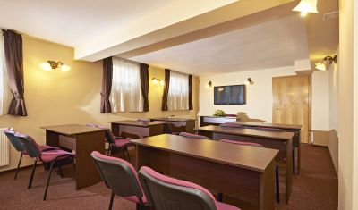 Imagine pentru Pensiunea Ambient 3* valabile pentru Paste  2026