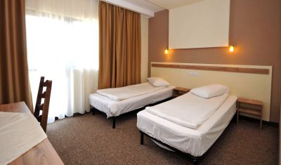 Imagine pentru Pensiunea Holiday 3* valabile pentru Paste  2026