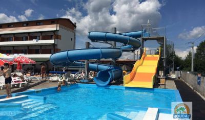 Imagine pentru Pensiunea Holiday 3* valabile pentru Paste  2026