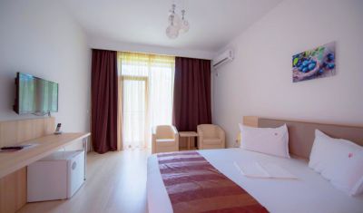 Imagine pentru Q Hotel 3*  valabile pentru Paste  2026