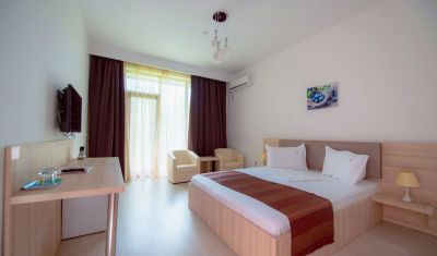 Imagine pentru Q Hotel 3*  valabile pentru Paste  2026
