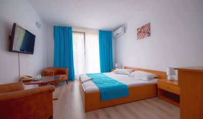 Imagine pentru Q Hotel 3*  valabile pentru Paste  2026