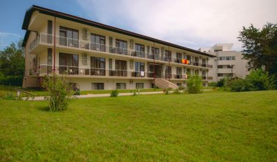 Imagine pentru Q Hotel 3*  valabile pentru Paste  2026