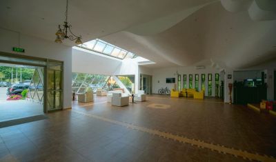 Imagine pentru Q Hotel 3*  valabile pentru Paste  2026