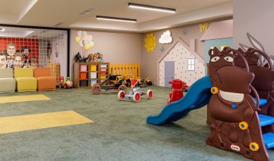 Imagine pentru Regnum Bansko Ski Hotel & Spa 5* valabile pentru Paste  2026