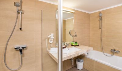 Imagine pentru Teleferic Grand Hotel 4* valabile pentru Paste  2026