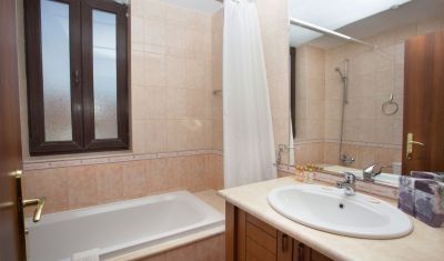 Imagine pentru Aparthotel Kaliakria Resort 4* valabile pentru Paste si 1 Mai 