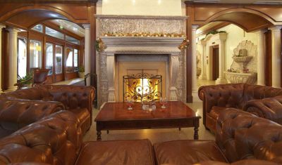 Imagine pentru Hotel Festa Winter Palace 5* valabile pentru Paste si 1 Mai 