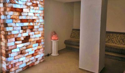 Imagine pentru Hotel Festa Winter Palace 5* valabile pentru Paste si 1 Mai 