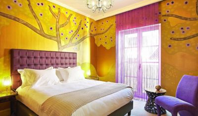 Imagine pentru Paste de 5* la Atena valabile pentru Paste si 1 Mai 