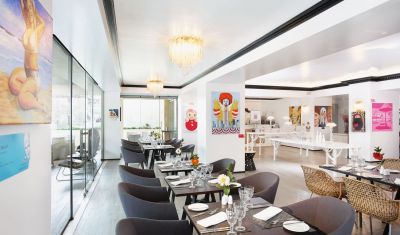 Imagine pentru Paste de 5* la Atena valabile pentru Paste si 1 Mai 