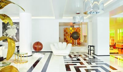 Imagine pentru Paste de 5* la Atena valabile pentru Paste si 1 Mai 