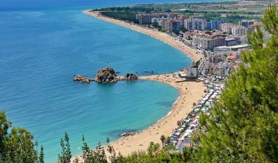 Imagine pentru Costa Brava 4*-Barcelona 4* valabile pentru Programe 2025