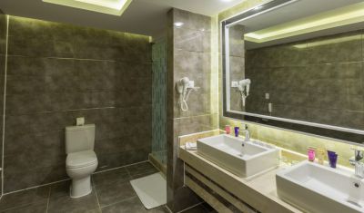 Imagine pentru Hotel Aqua Vista Resort 4* valabile pentru Revelion 2023
