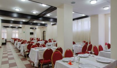 Imagine pentru Hotel Central 3* valabile pentru Revelion 2024