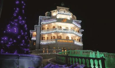 Imagine pentru Hotel Festa Winter Palace 5* valabile pentru Revelion 2024