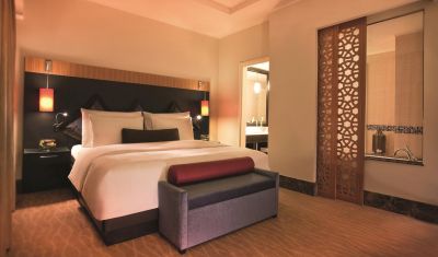 Imagine pentru Hotel Movenpick IBN Battuta Gate 5* valabile pentru Revelion 2024