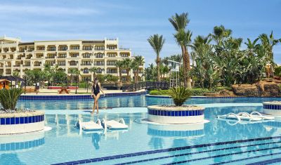 Imagine pentru Hotel Steigenberger Al Dau Beach 5* valabile pentru Revelion 2024