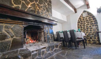 Imagine pentru Complex La Valtoare 3* valabile pentru Revelion 2025