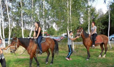 Imagine pentru Complex Pastravaria Albota 4*   valabile pentru Revelion 2025