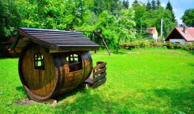 Imagine pentru Complex Turistic Hanul Muresenilor 4*  valabile pentru Revelion 2025