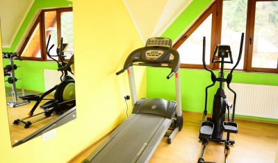 Imagine pentru Complex Turistic Hanul Muresenilor 4*  valabile pentru Revelion 2025
