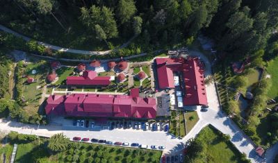 Imagine pentru Complex Turistic Hanul Muresenilor 4*  valabile pentru Revelion 2025