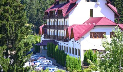 Imagine pentru Complex Turistic Hanul Muresenilor 4*  valabile pentru Revelion 2025