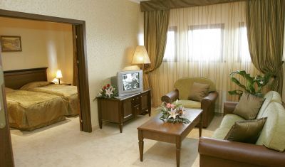 Imagine pentru Grand Hotel Yantra 4* valabile pentru Revelion 2025