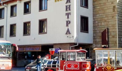 Imagine pentru Grand Hotel Yantra 4* valabile pentru Revelion 2025