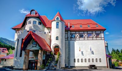Imagine pentru Hotel Acasa la Dracula 4*  valabile pentru Revelion 2025