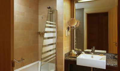 Imagine pentru Hotel Amwaj Rotana Jumeirah Beach 5* valabile pentru Revelion 2025