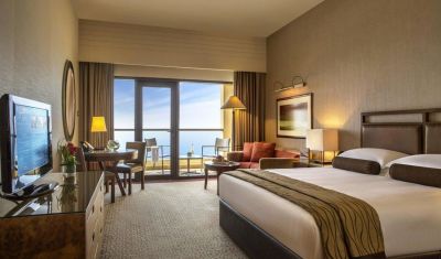 Imagine pentru Hotel Amwaj Rotana Jumeirah Beach 5* valabile pentru Revelion 2025