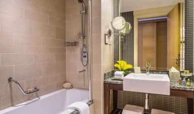 Imagine pentru Hotel Amwaj Rotana Jumeirah Beach 5* valabile pentru Revelion 2025