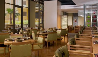 Imagine pentru Hotel Amwaj Rotana Jumeirah Beach 5* valabile pentru Revelion 2025