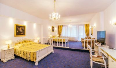 Imagine pentru Hotel Aurelius Imparatul Romanilor 5* valabile pentru Revelion 2025