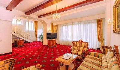 Imagine pentru Hotel Aurelius Imparatul Romanilor 5* valabile pentru Revelion 2025