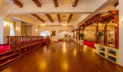 Imagine pentru Hotel Aurelius Imparatul Romanilor 5* valabile pentru Revelion 2025