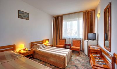 Imagine pentru Hotel Capitol 3* valabile pentru Revelion 2025