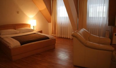 Imagine pentru Hotel Club A 3* valabile pentru Revelion 2025