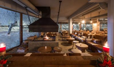 Imagine pentru Hotel Club A 3* valabile pentru Revelion 2025